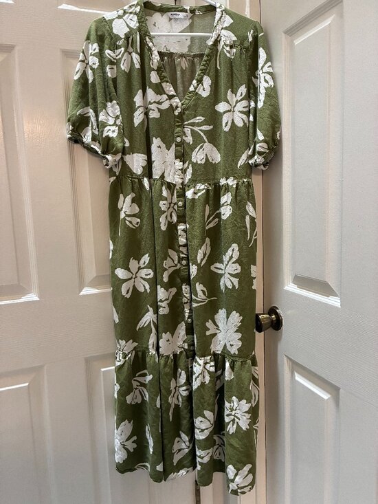 Sonoma Goods For Life Dresses & Skirts - Green and White Floral Sonoma Dress